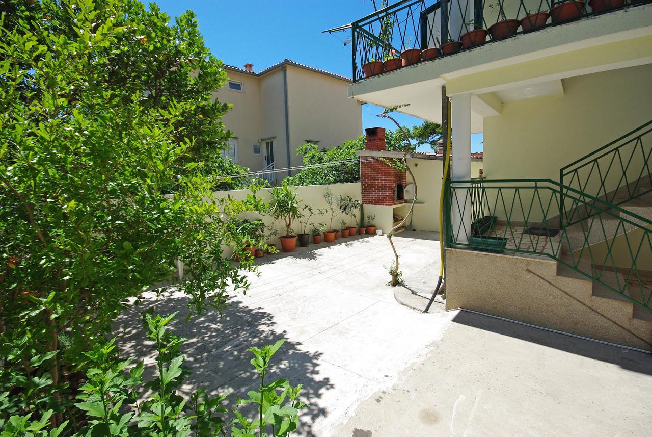 Apartment Ivan Makarska